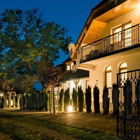 Diofa Apartman Keszthely Esterno foto