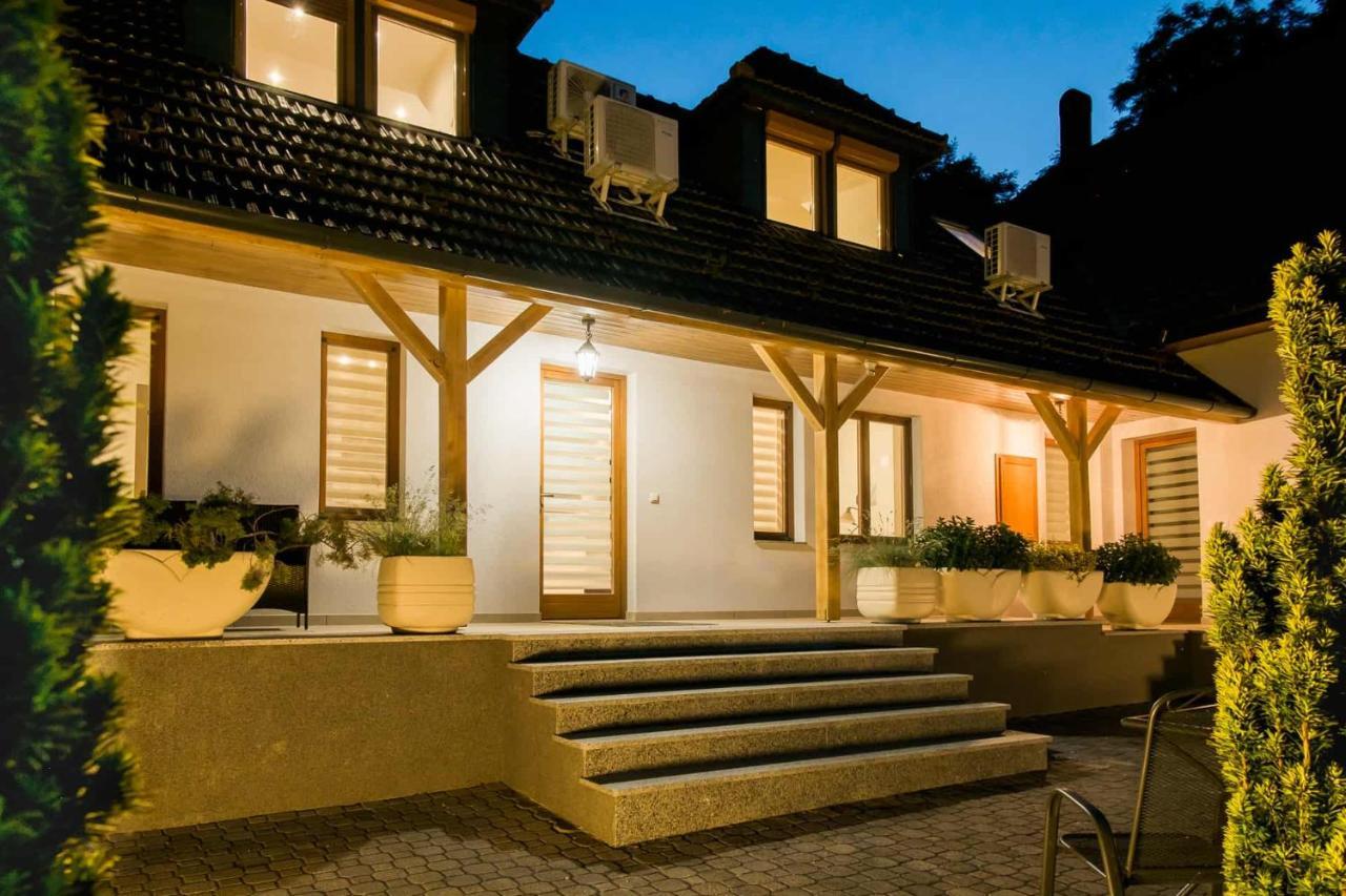 Diofa Apartman Keszthely Esterno foto